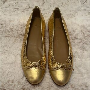 Stuart Weitzman Shimmering Gold Flats